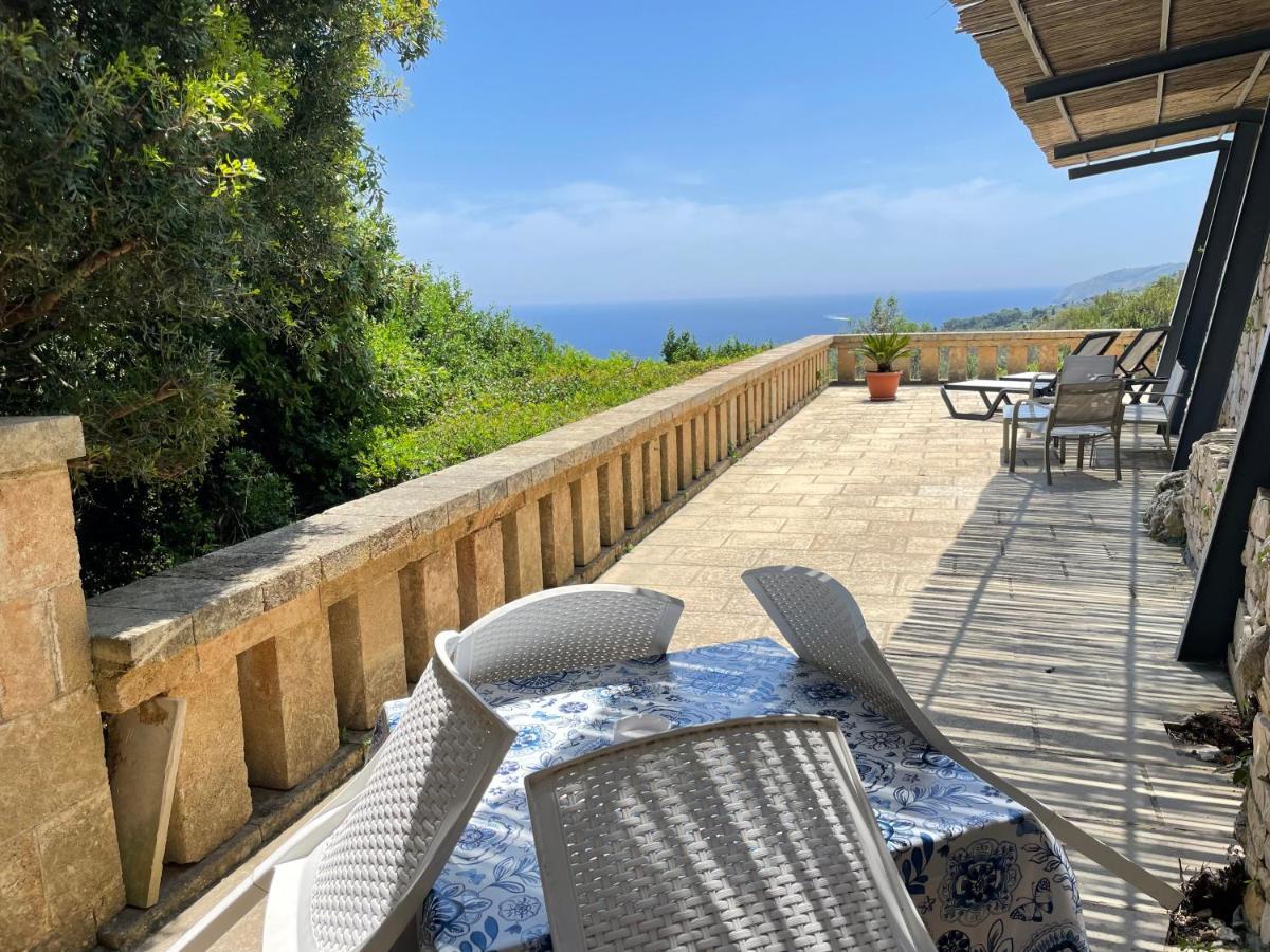 Il Terrazzo - Galatea Casa Vacanze กาเยียโน เดล คาโป ภายนอก รูปภาพ